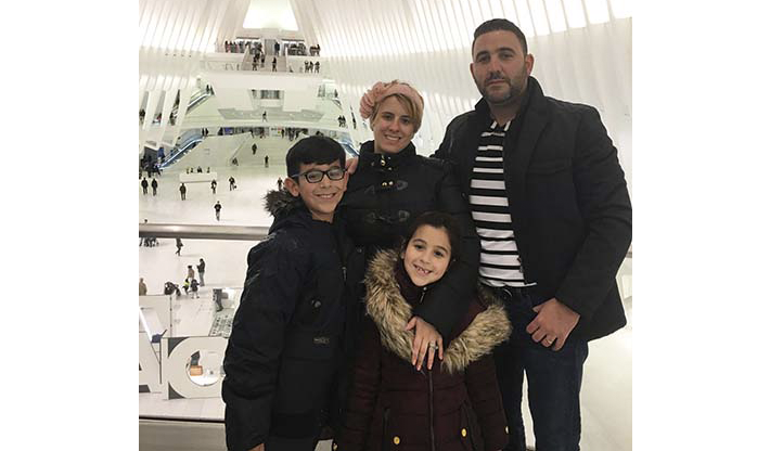 Maikel García y su familia