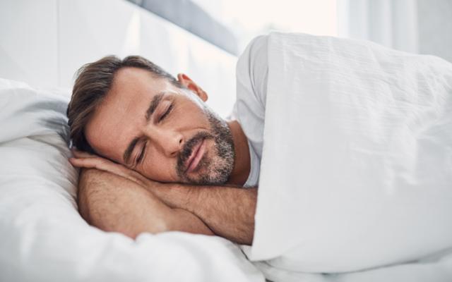Hombre durmiendo